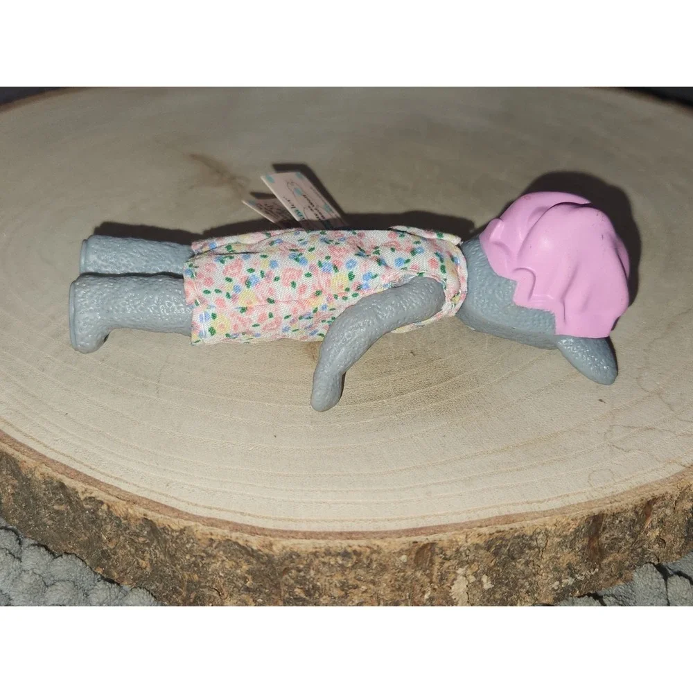 McDonald's 2010 Madame Alexander Wendy Big Bad Wolf 5